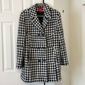 Woman’s Esprit coat
